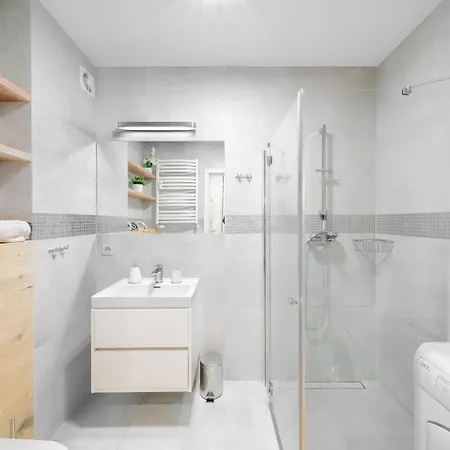 Aria - Rodzinny Ap 2pokojowy Uzdrowisko Silownia Netflix W Cenie *